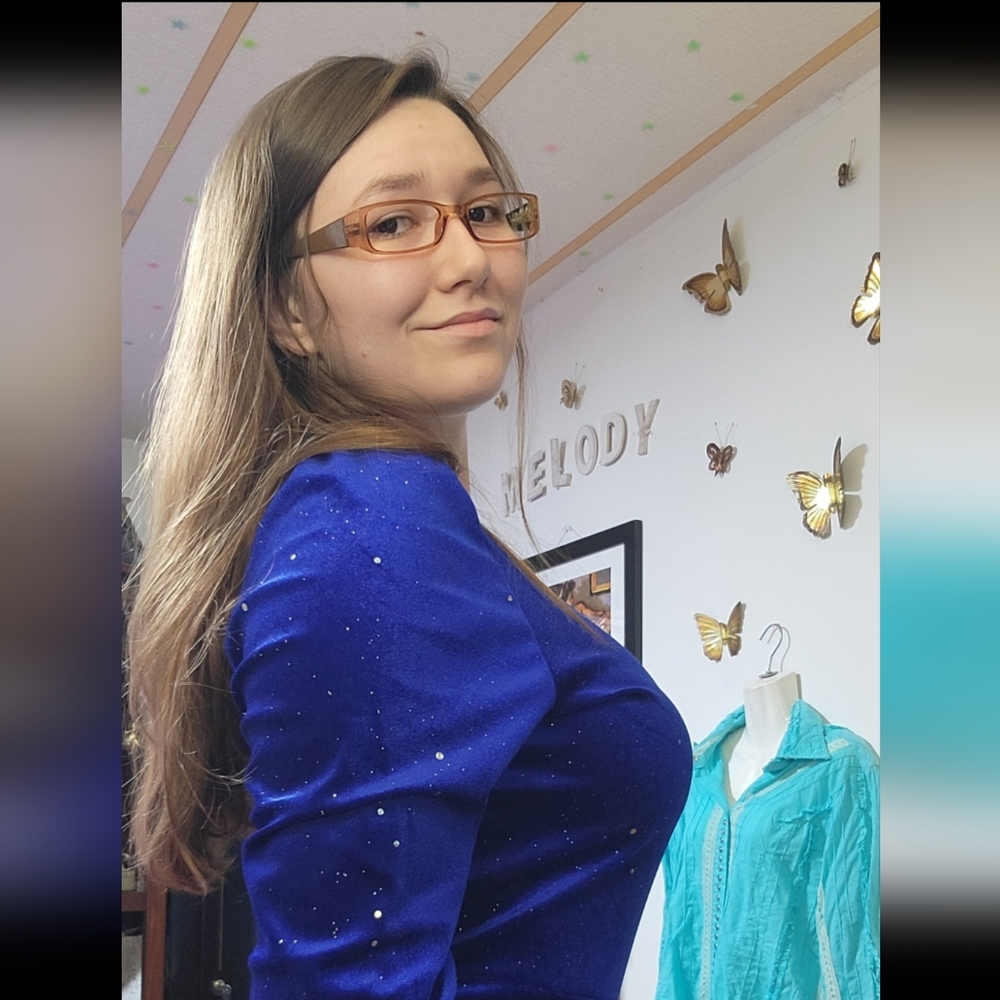 MELODY'S LIVE SHOW HOST LISTING